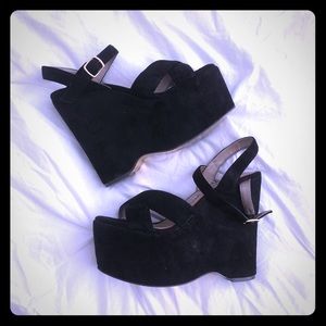 Luichiny Black Platform Wedge 70s 7.5, 37.5